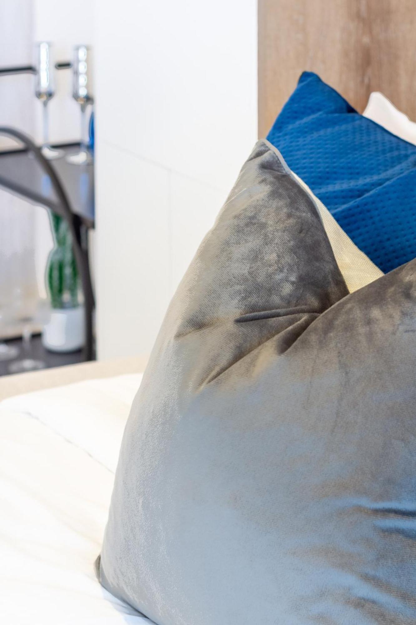 Central City Charm: Pet-Friendly Studio Christchurch Eksteriør billede