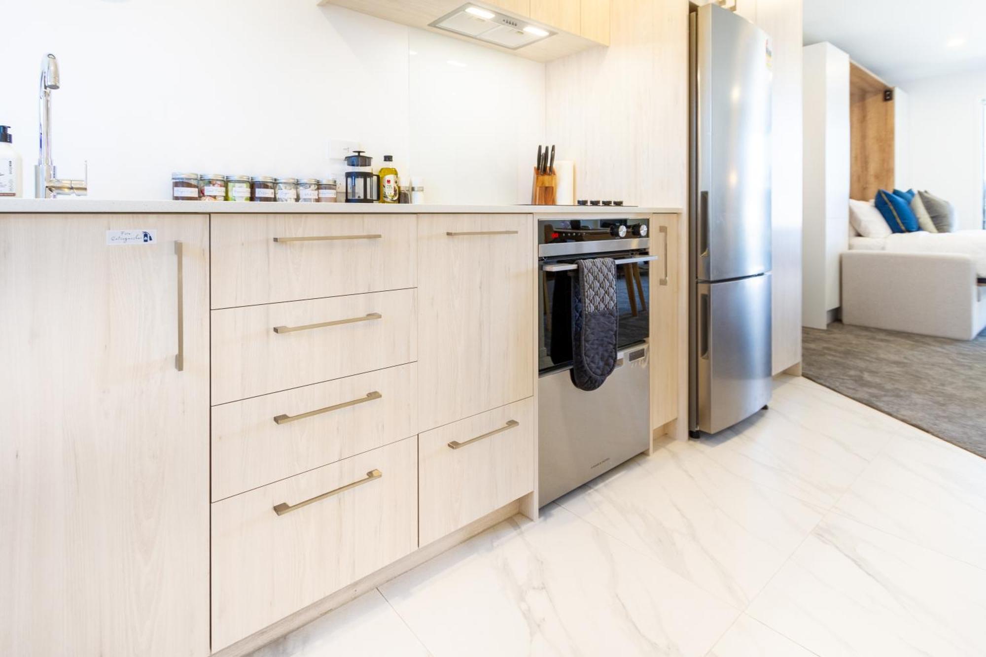 Central City Charm: Pet-Friendly Studio Christchurch Eksteriør billede